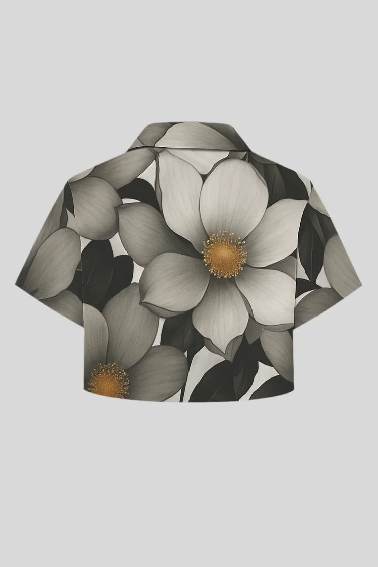 Sailuc luxury cropped shirt with large black and white floral print and short sleeves