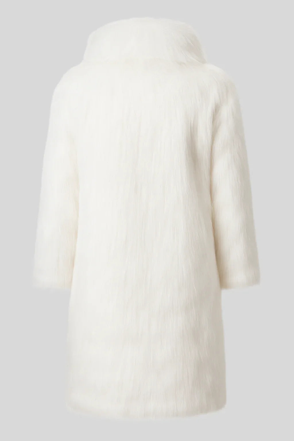 Back view of Sailuc women&