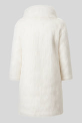 Back view of Sailuc women&