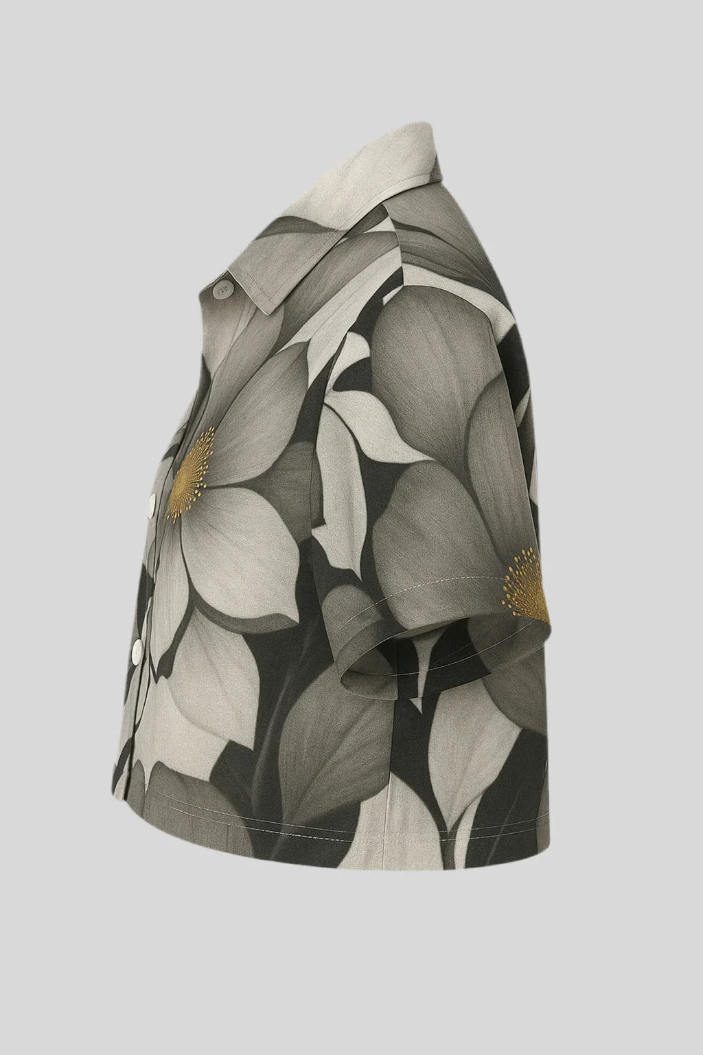 Sailuc luxury short-sleeve shirt with large monochrome floral print and button front