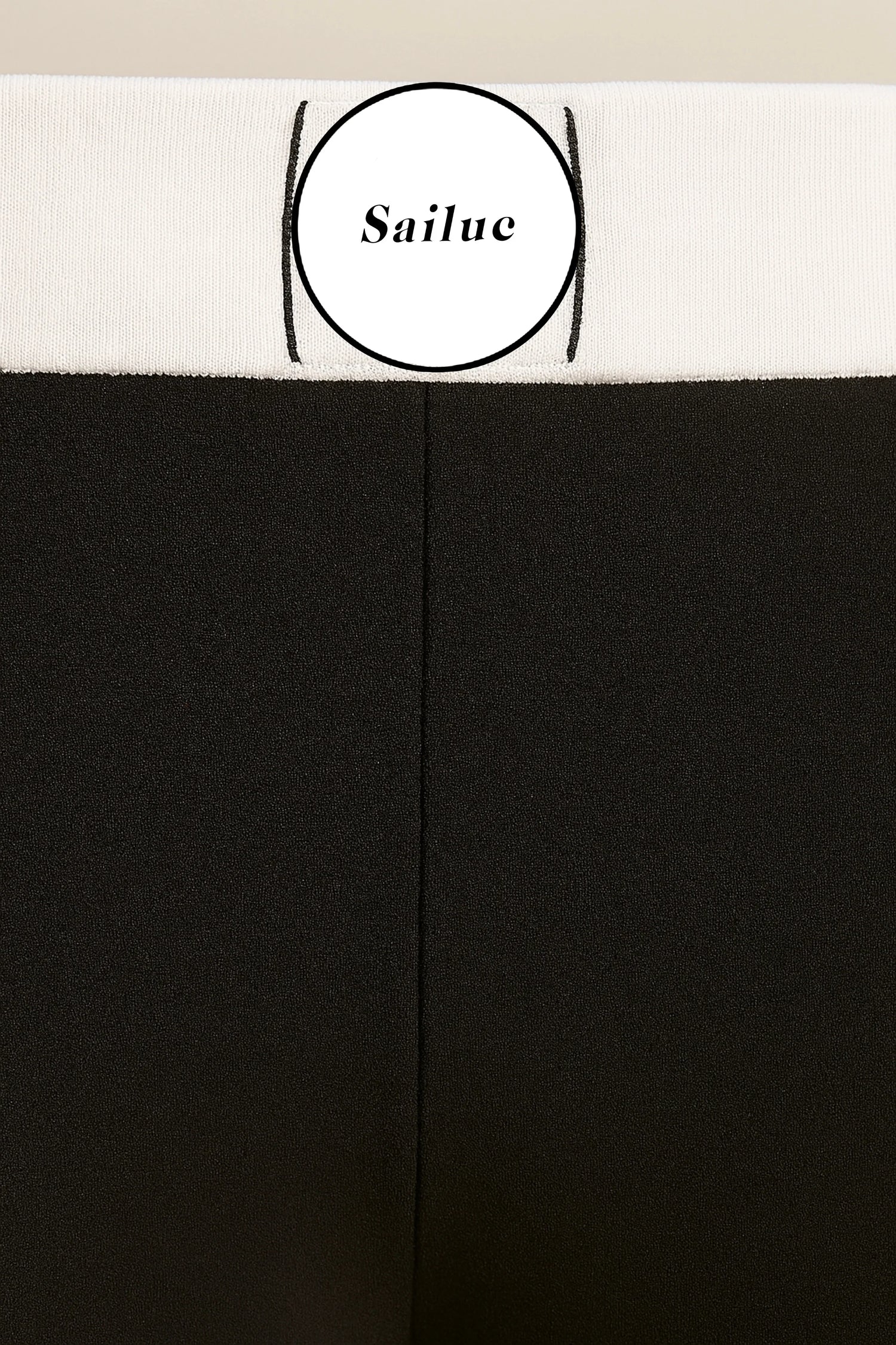 Sailuc black and white women&